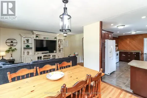 33 Parkwood Drive Wasaga Beach ON L9Z 2T2