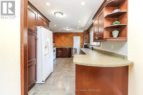 33 Parkwood Drive Wasaga Beach ON L9Z 2T2