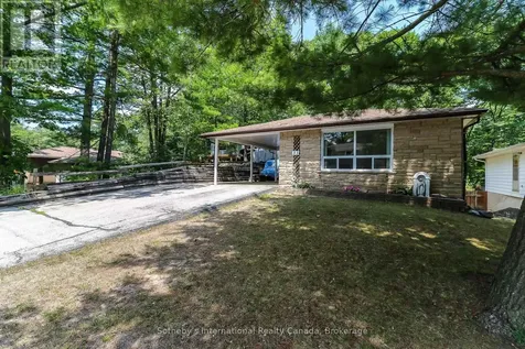 33 Parkwood Drive Wasaga Beach ON L9Z 2T2