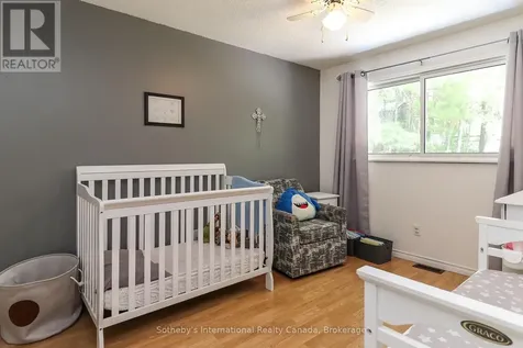 33 Parkwood Drive Wasaga Beach ON L9Z 2T2