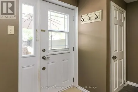 33 Parkwood Drive Wasaga Beach ON L9Z 2T2