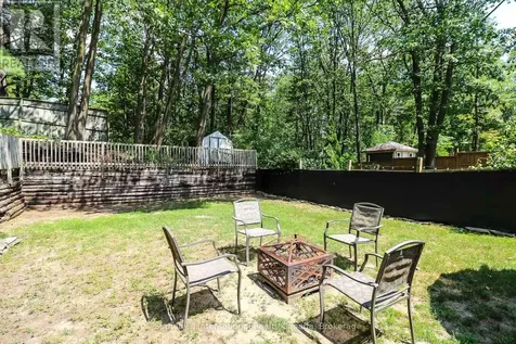 33 Parkwood Drive Wasaga Beach ON L9Z 2T2