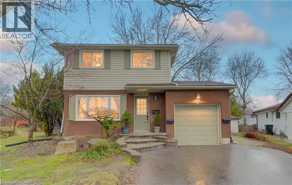 34 Forest Glen Court Kitchener ON N2N 1E2