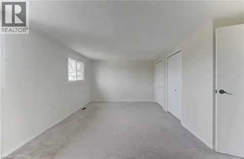 34 Forest Glen Court Kitchener ON N2N 1E2