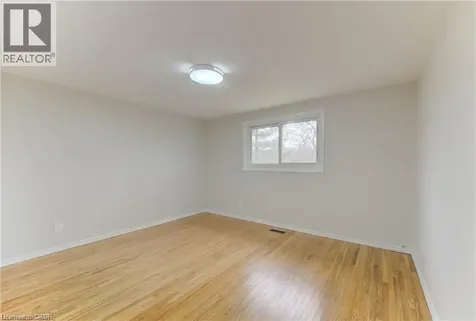 34 Forest Glen Court Kitchener ON N2N 1E2