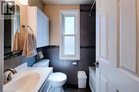 280 Thaler Avenue Kitchener ON N2A 1R6