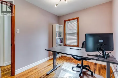 1342 Marlborough Boulevard Windsor ON N9C 1Y7