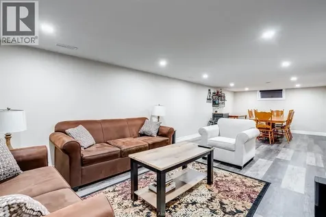 1342 Marlborough Boulevard Windsor ON N9C 1Y7