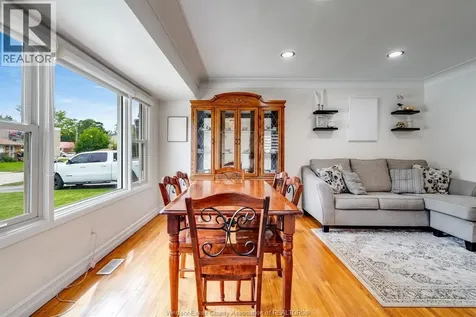 1342 Marlborough Boulevard Windsor ON N9C 1Y7