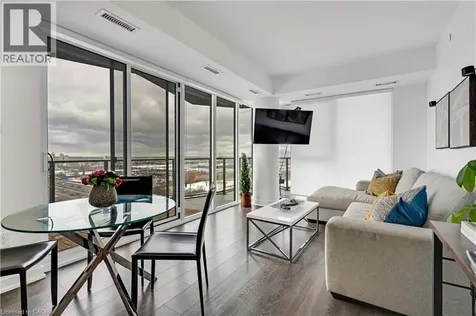 36 Zorra Street Toronto ON M8Z 0G5