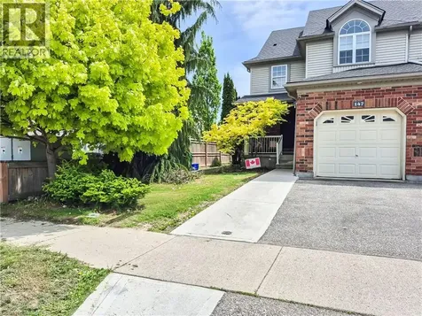 147 Dubrick Crescent Kitchener ON N2E 4G3