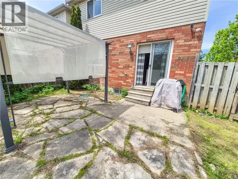 147 Dubrick Crescent Kitchener ON N2E 4G3