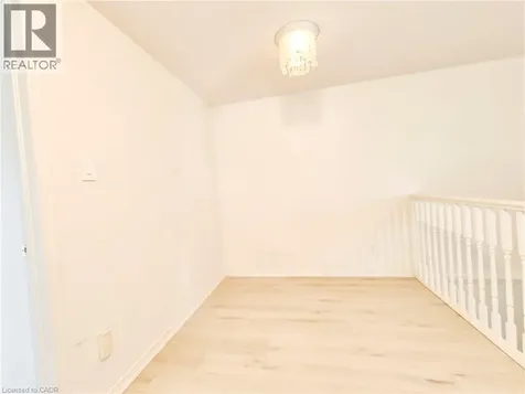 147 Dubrick Crescent Kitchener ON N2E 4G3