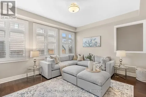 67 Alex Campbell Crescent King (king City) ON L7B 1K9
