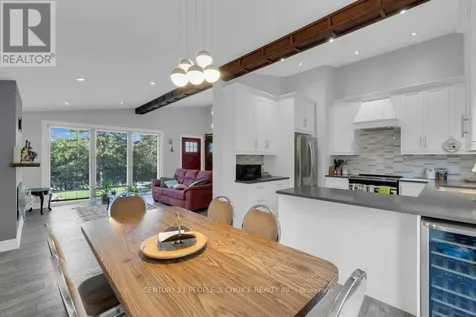 71 Bay Sands Drive Wasaga Beach ON L9Z 1V1