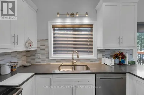 71 Bay Sands Drive Wasaga Beach ON L9Z 1V1