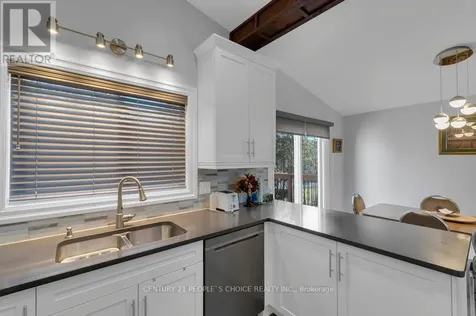 71 Bay Sands Drive Wasaga Beach ON L9Z 1V1