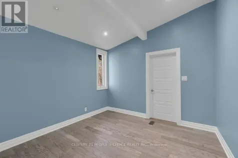 71 Bay Sands Drive Wasaga Beach ON L9Z 1V1