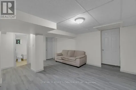 71 Bay Sands Drive Wasaga Beach ON L9Z 1V1