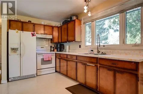 3329 Romeo Street Val Caron ON P3A 1X9
