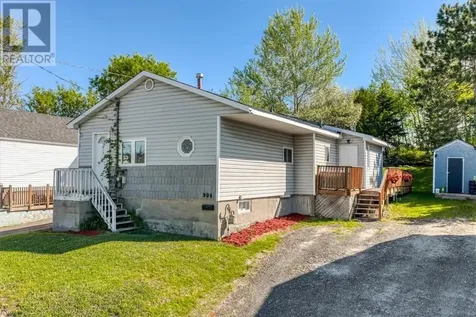 904 Bancroft Drive Sudbury ON P3B 1P7