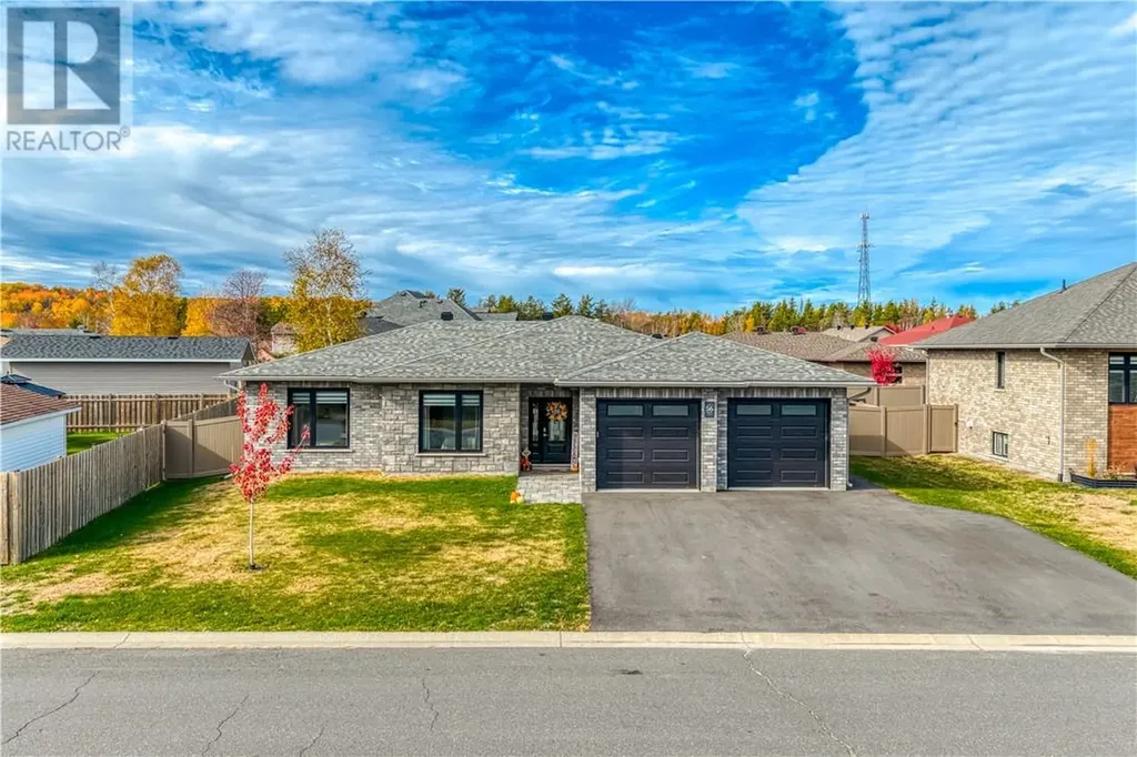 56 Oak Street Capreol ON P0M 1H0