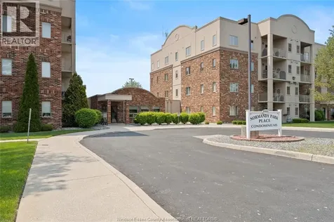 5995 Ellis Street Lasalle ON N9H 2P1