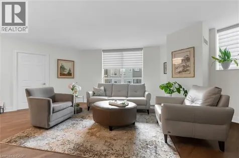 185 Robinson Street Oakville ON L6J 7P6