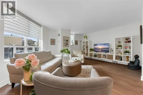 185 Robinson Street Oakville ON L6J 7P6
