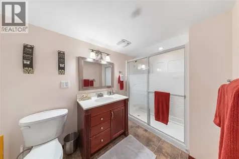 1272 Coral Way Sarnia ON N7V 3R8
