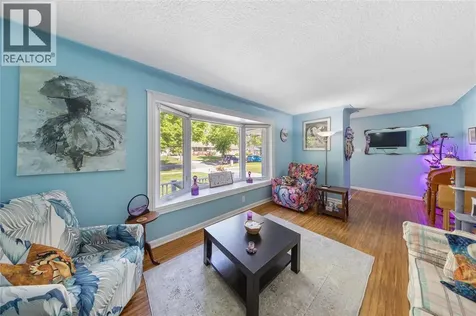 1272 Coral Way Sarnia ON N7V 3R8