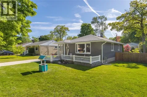 1272 Coral Way Sarnia ON N7V 3R8