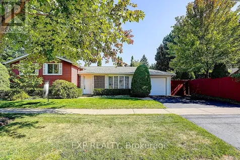 62 Kempsell Crescent Toronto (don Valley Village) ON M2J 2Z7