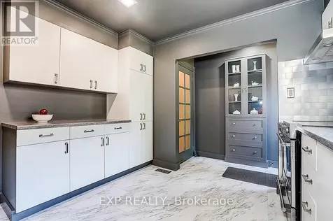 62 Kempsell Crescent Toronto (don Valley Village) ON M2J 2Z7