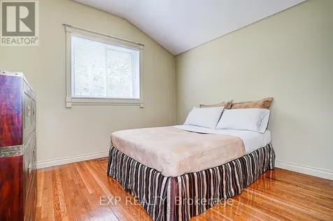 62 Kempsell Crescent Toronto (don Valley Village) ON M2J 2Z7