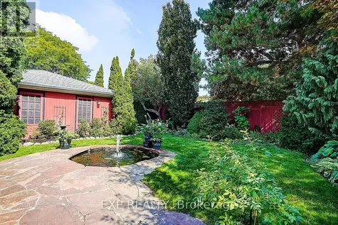 62 Kempsell Crescent Toronto (don Valley Village) ON M2J 2Z7