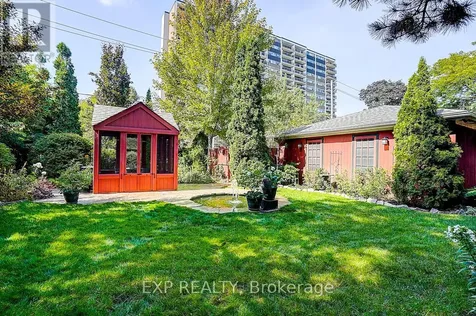 62 Kempsell Crescent Toronto (don Valley Village) ON M2J 2Z7