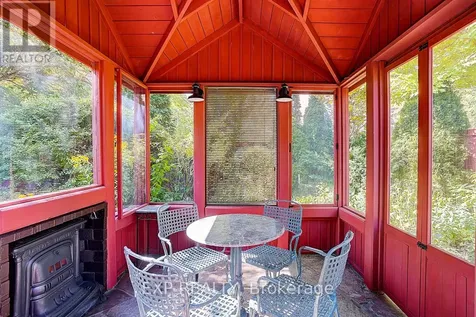62 Kempsell Crescent Toronto (don Valley Village) ON M2J 2Z7