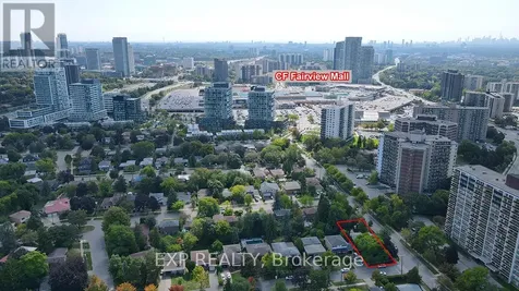 62 Kempsell Crescent Toronto (don Valley Village) ON M2J 2Z7