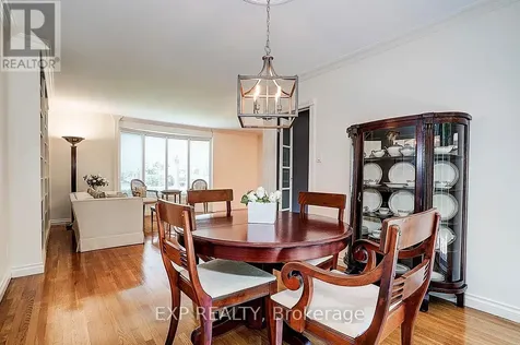 62 Kempsell Crescent Toronto (don Valley Village) ON M2J 2Z7