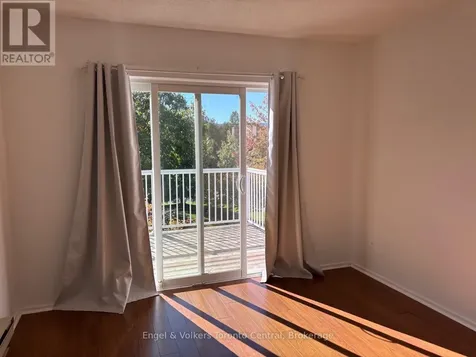 23 Dawson Drive Collingwood ON L9Y 5B4