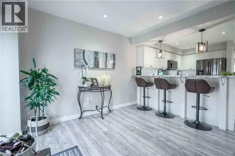 18 Cittadella Boulevard Stoney Creek ON L0R 1P0