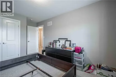 18 Cittadella Boulevard Stoney Creek ON L0R 1P0