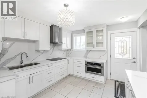 33 Alderney Avenue Hamilton ON L9A 2A6