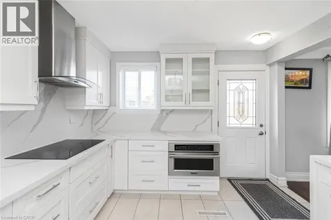 33 Alderney Avenue Hamilton ON L9A 2A6