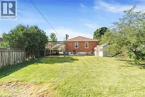 33 Alderney Avenue Hamilton ON L9A 2A6