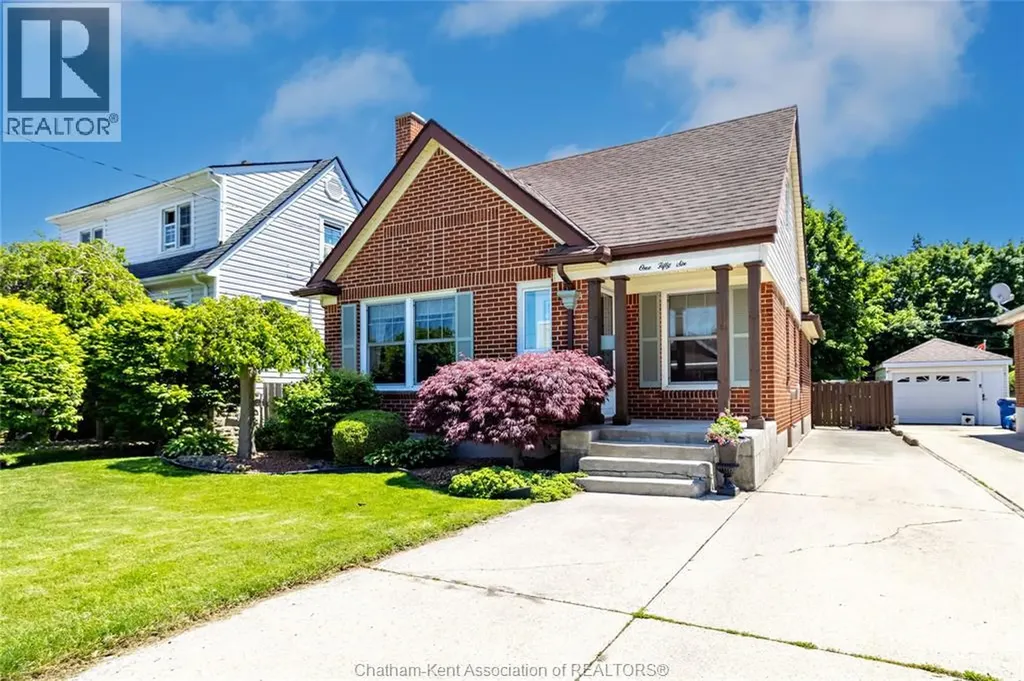156 Emma Street Chatham ON N7L 1B3