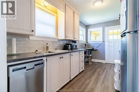 156 Emma Street Chatham ON N7L 1B3
