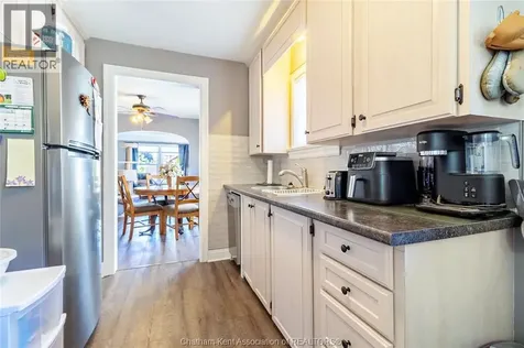 156 Emma Street Chatham ON N7L 1B3