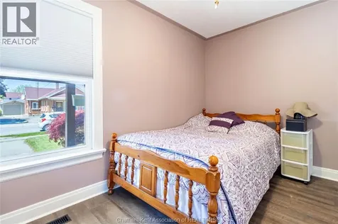 156 Emma Street Chatham ON N7L 1B3